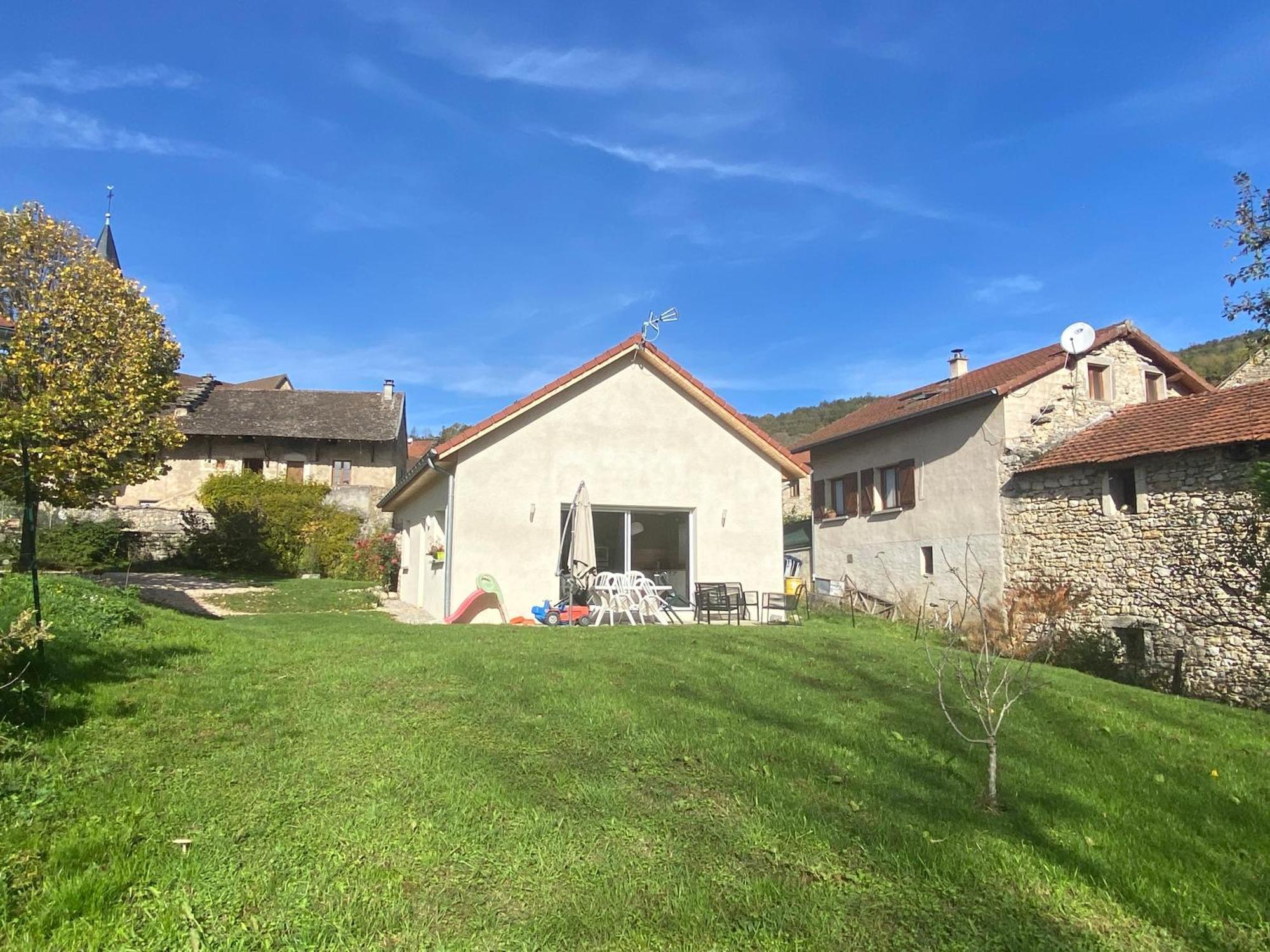 Vila Au Moryllon Lompnas Exteriér fotografie