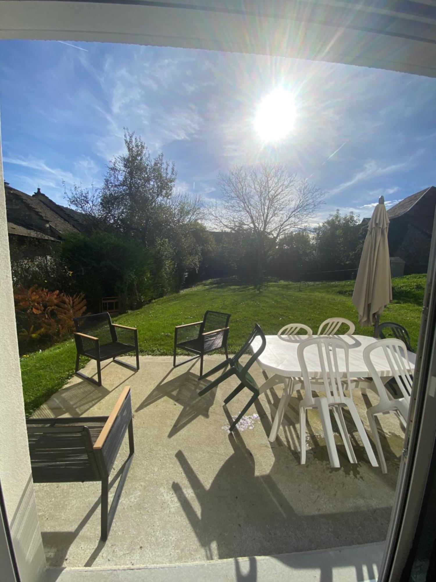 Vila Au Moryllon Lompnas Exteriér fotografie